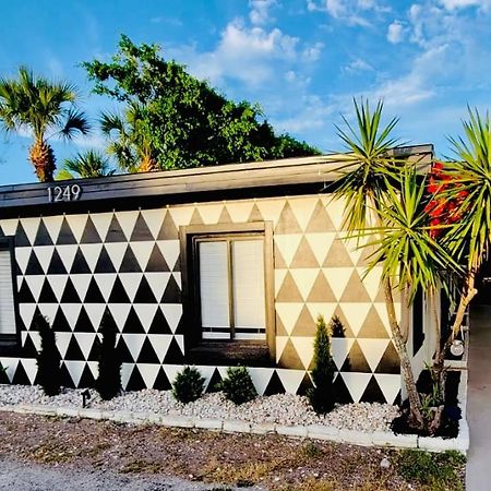 Beach Bungalow By The Sea 2 Cocoa Beach Kültér fotó