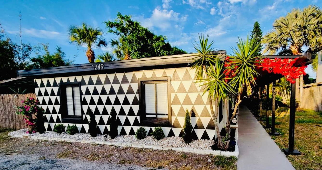 Beach Bungalow By The Sea 2 Cocoa Beach Kültér fotó